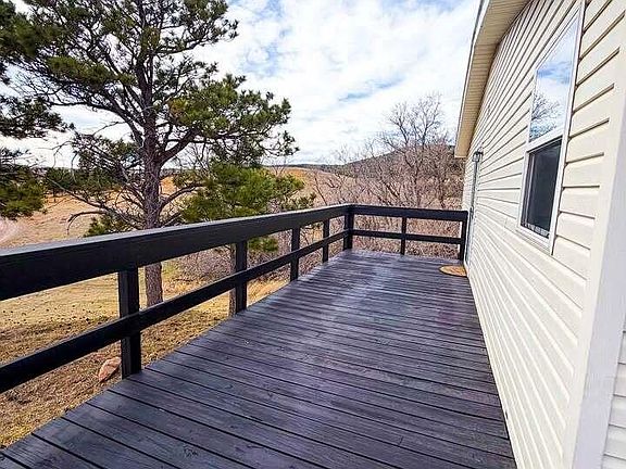 3rd image of 670 Canyon Rd