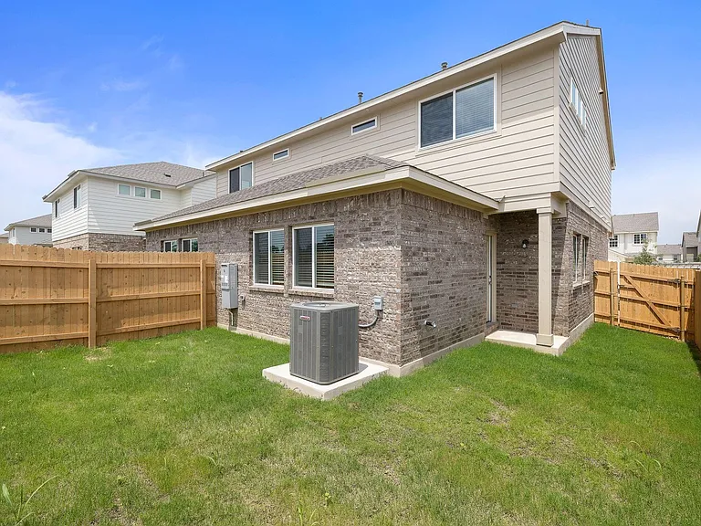 138 Yearling Way — Photo 23