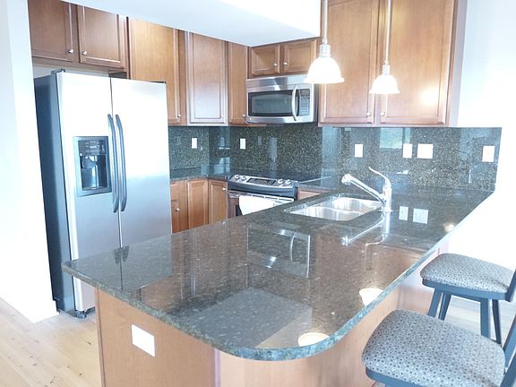 5th image of 111 N Ashley St #702