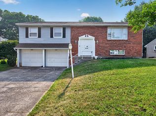 414 Holland Dr, Trenton, OH 45067