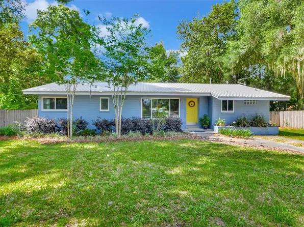 806 E Wisconsin Ave, Deland, FL 32724
