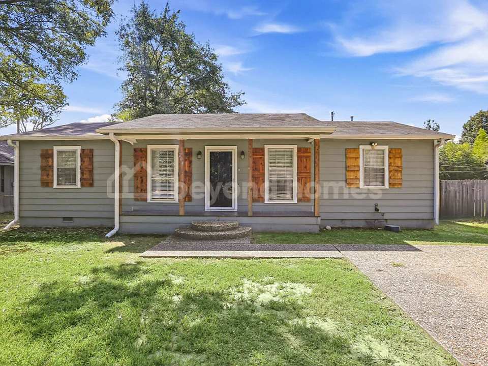 204 Calloway Ave