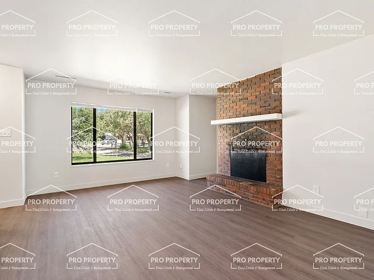 2576 Gilpin Ct — Photo 5