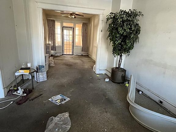 2nd image of 1813 M St NE