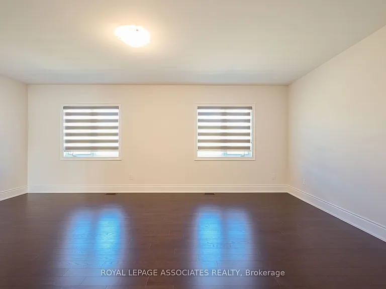 55 Raspberry Ridge Ave — Photo 24