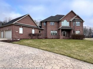 2650 Maritime Dr, Lansing, MI