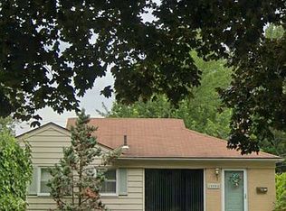 29562 Grandon St, Livonia, MI 48150