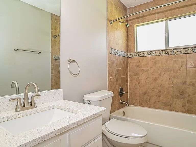 8790 Townsquare Dr S — Photo 15