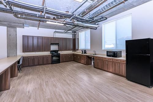 3rd image of 4619 Brunswick St #52606cec0