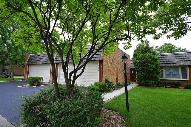 1st image of 1854 Somerset Ln #39