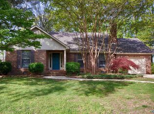 404 Cloverleaf Dr, Athens, AL 35611