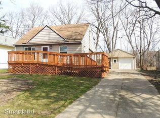 60 Dewhurst Ave, Bedford, OH