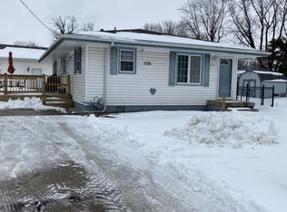 1310 Indiana St, Muscatine, IA 52761