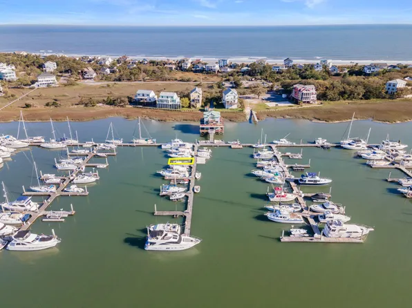 67 10th St W #C-10, Folly Beach, SC 29439