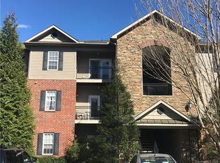 735 Appeldoorn Cir, Asheville, NC 28803