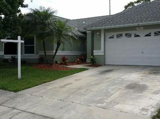 2950 Windridge Oaks Dr, Palm Harbor, FL 34684