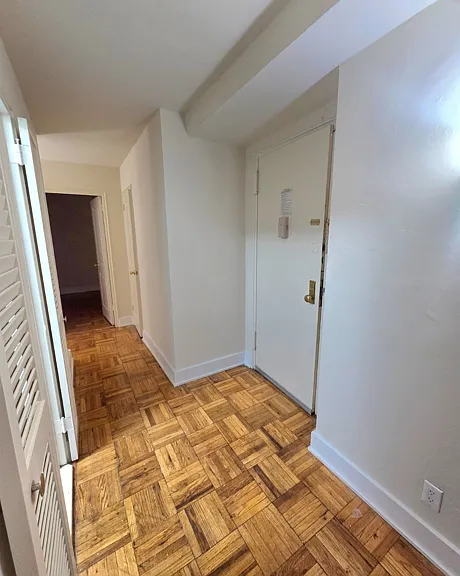 6731 185th St #2 — Photo 2