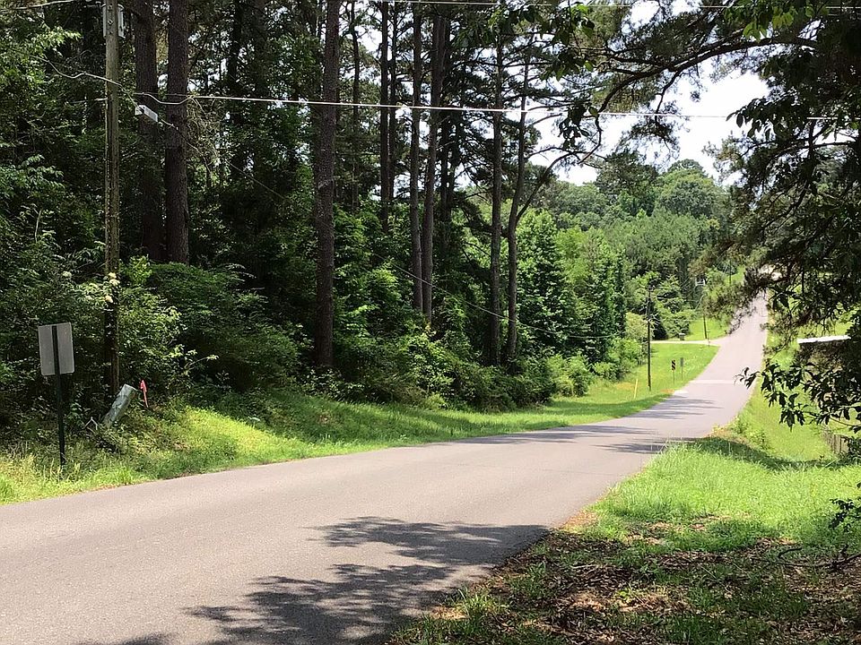 1st image of 199 Post Rd