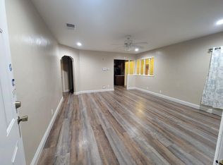 15212 Dos Palmas Rd, Victorville, CA 92392