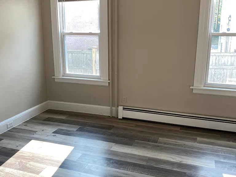 37-39 Benham St #1 — Photo 19