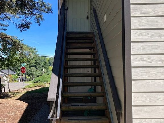 5th image of 11102-11130 SW 62nd Ave #11110