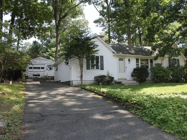 124 New Jersey Ave, Jefferson Twp., NJ 07849