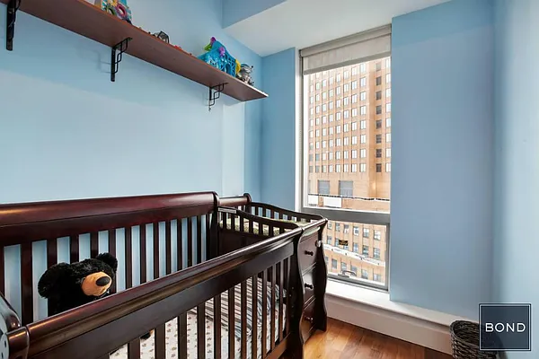 Sold by Bond New York | media 15