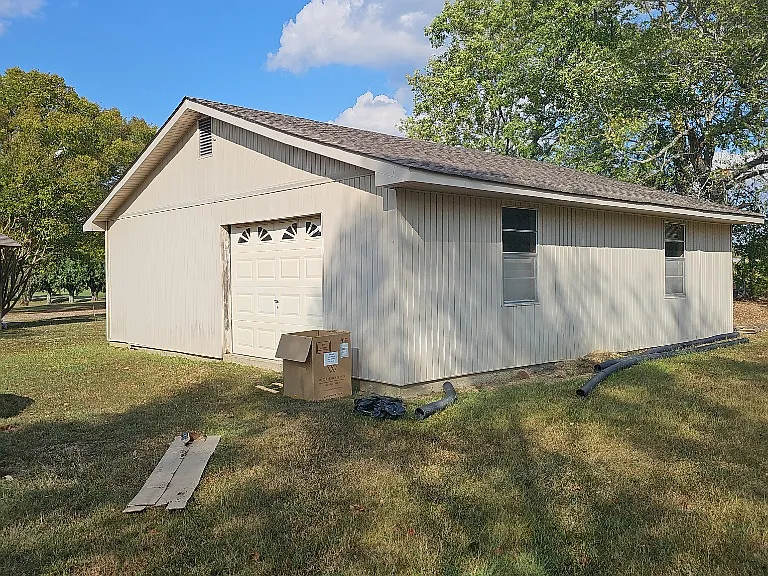 1367 Section Line Rd #A-1GARAGE — Photo 7