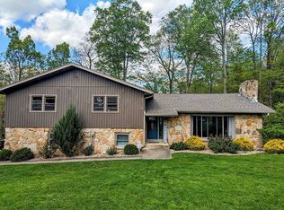 1052 Oak Hill Cir, Ashland, OH 44805