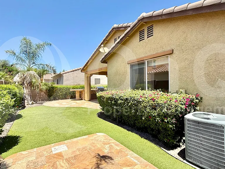 263 E Jade Dr — Photo 19