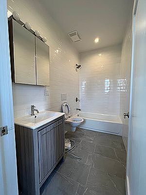 5th image of 1140 President St APT 4N