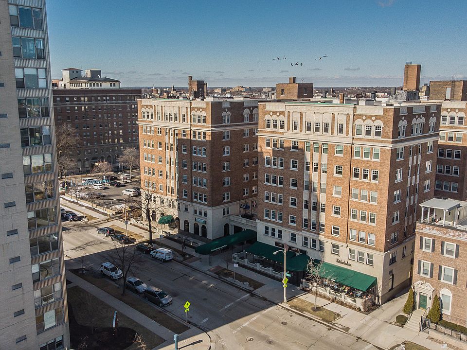 1st image of 1028 E Juneau Ave APT 303