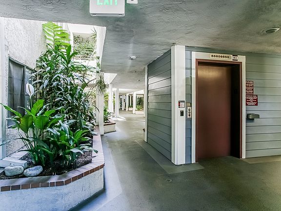 5th image of 730 W 4th St Unit 420