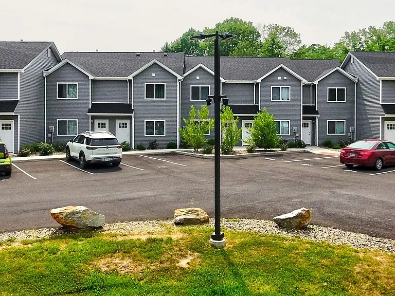 37 Levy Pl — Photo 31