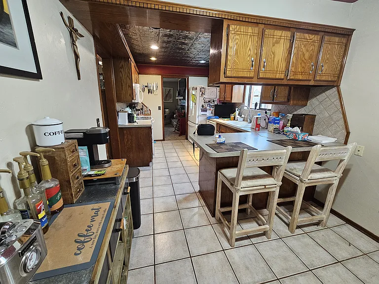 11612 SW 7th St — Photo 4