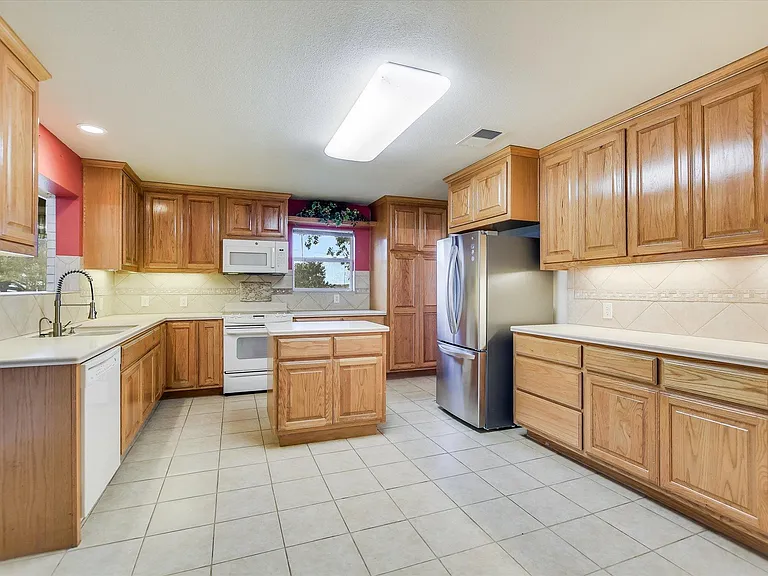 7 Brenda Ln — Photo 6