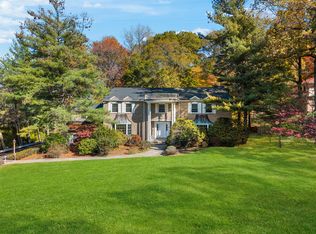 23 Pike St, Alpine, NJ 07620