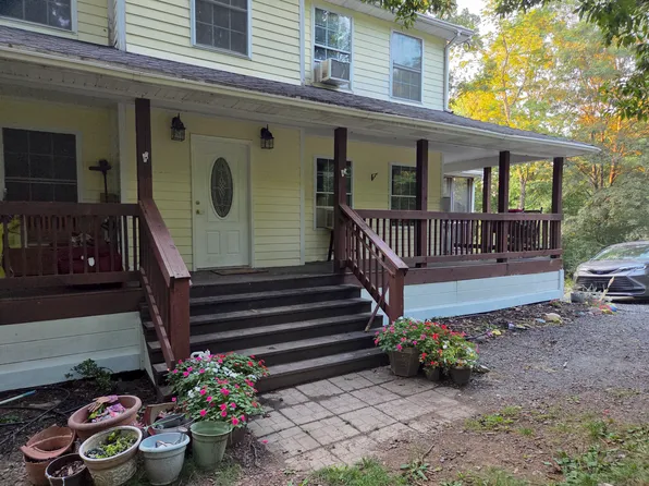 177 Hanging Rock Rd, Augusta, WV 26704