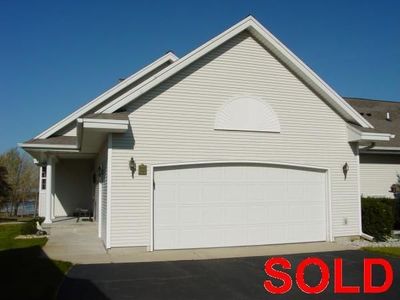 122 Lighthouse Way N, Manistee, MI, 49660