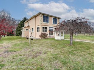 255 Asbury Rd, Farmingdale, NJ 07727
