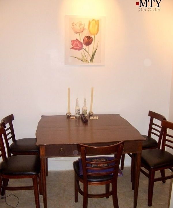 2nd image of 45-47 40th St #2R
