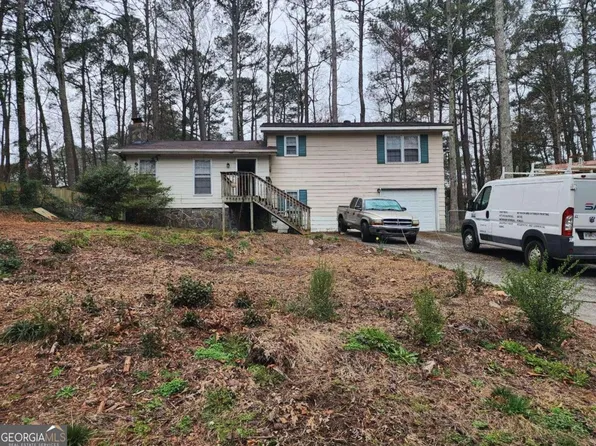 2936 Valley Ct NE, Conyers, GA 30012