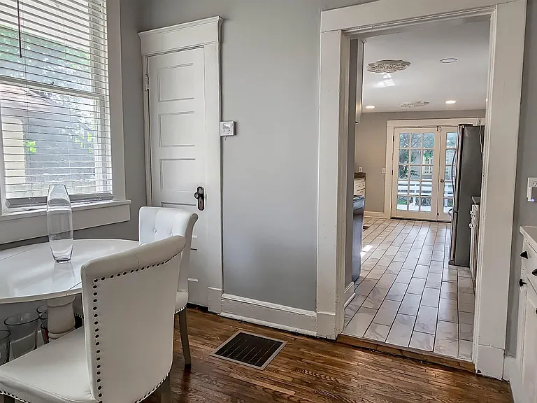 1389 Agnes Pl — Photo 12