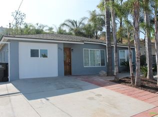 345 Cananea St, Vista, CA 92084