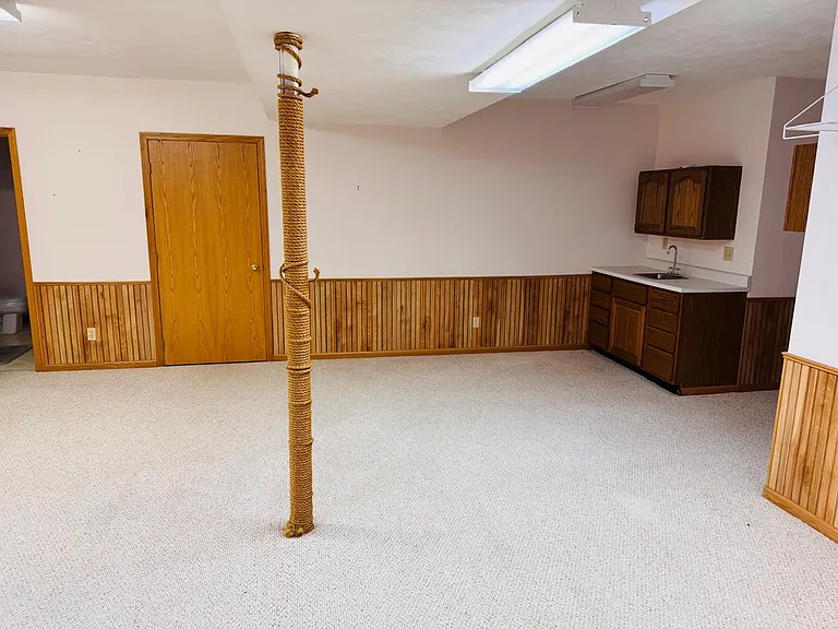 2919 W Rohmann Ave — Photo 12