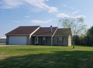 251 Moore Rd, Eldorado, IL 62930