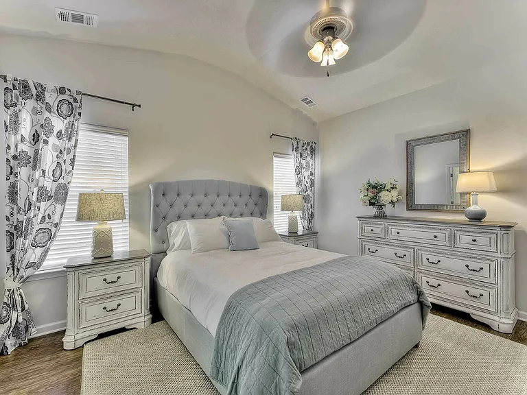 LEO at the Sanctuary- Single Family Rental — Photo 6