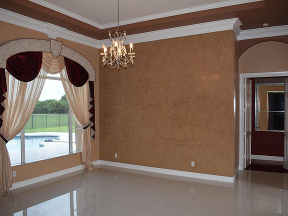 4th image of 10498 SW Tibre Ct