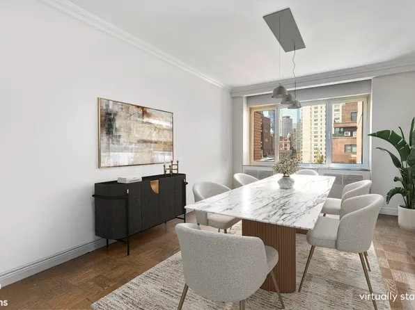 25 Sutton Place South image 4 of 14