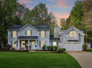 203 N Bowman Ter, Yorktown, VA 23693